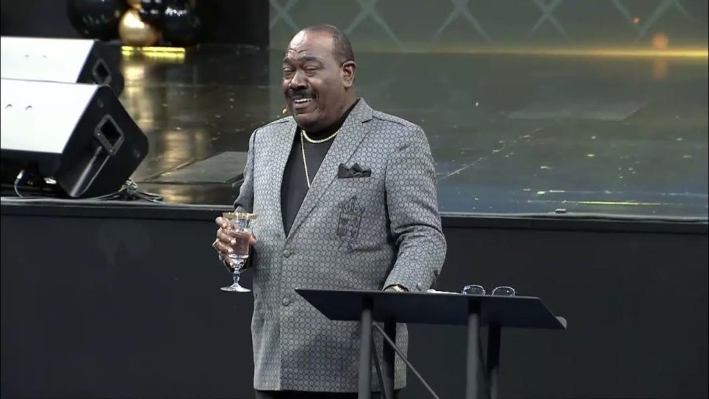 Apostle Iv Hilliard Net Worth 2024 Career, Wife, Age, Height and Others Celeb Person